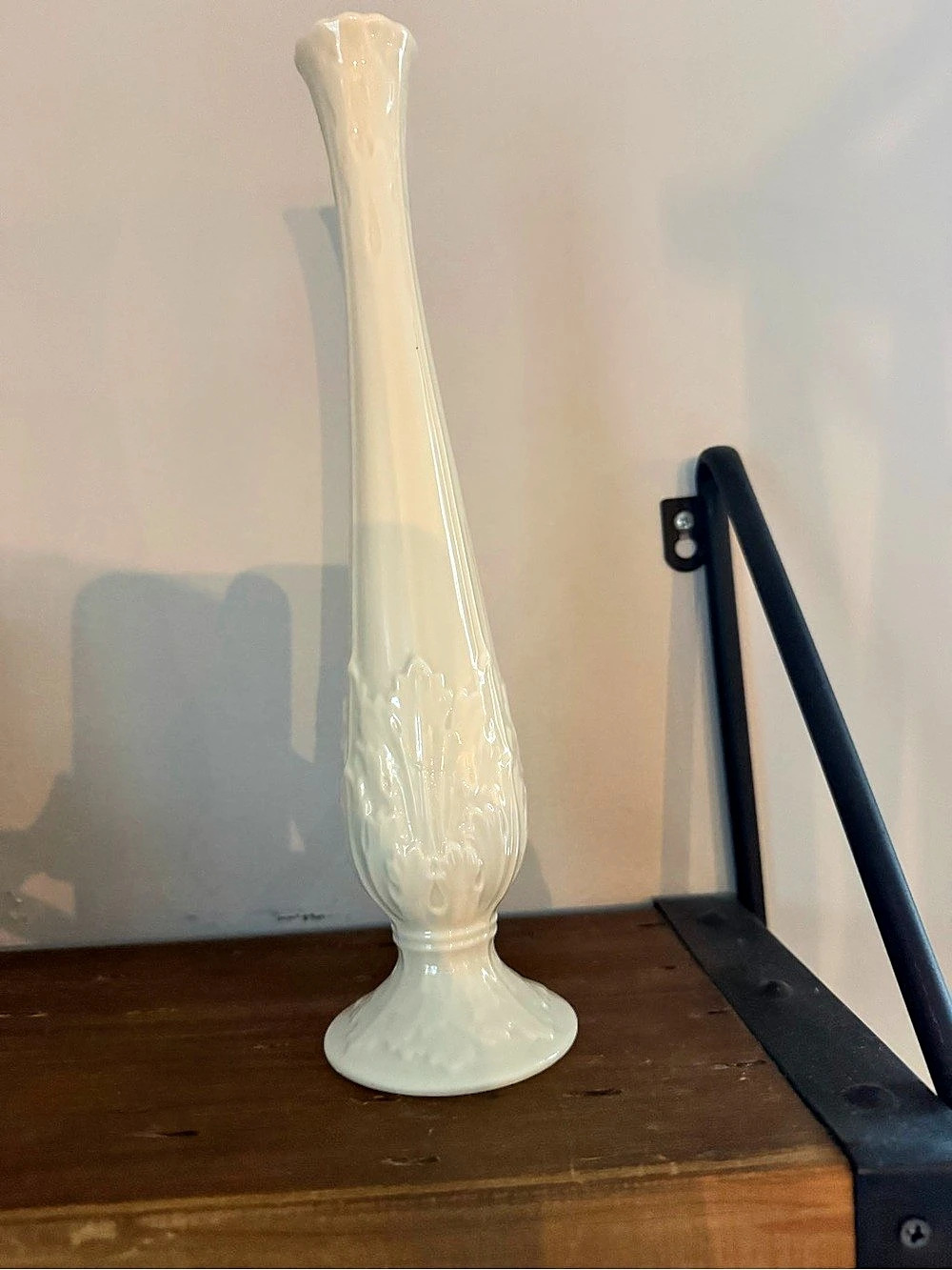 Lenox Woodland Collection Acanthus Leaf Vase, White